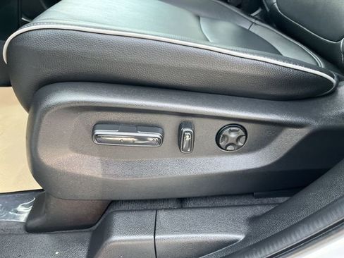 New 2025 Honda Odyssey Touring image 16