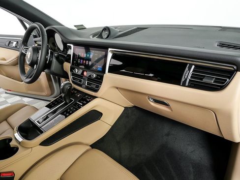 New 2026 Porsche Macan S image 25