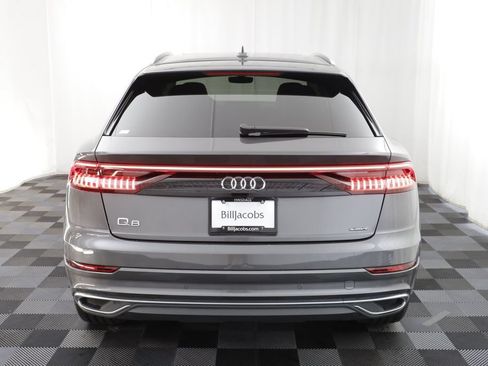 Used 2023 Audi Q8 Premium Plus w/ Premium Plus Package AWD/4WD image 17