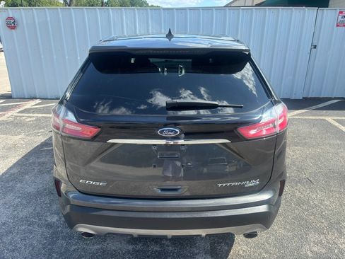 Used 2019 Ford Edge Titanium w/ Equipment Group 301A AWD/4WD image 5