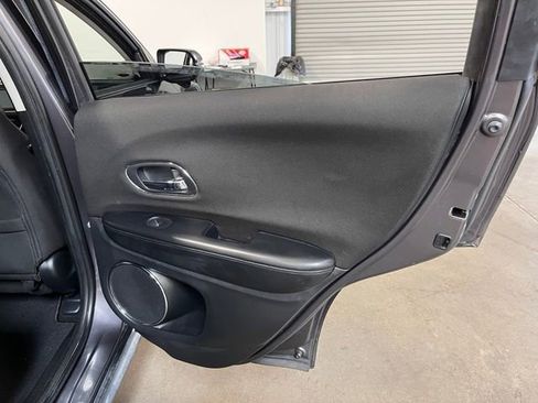 Used 2016 Honda HR-V EX image 15
