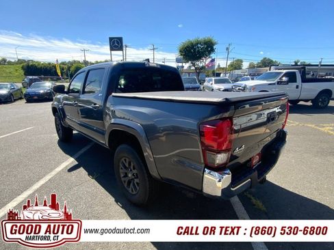 Used 2020 Toyota Tacoma SR5 AWD/4WD image 7