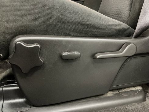 Used 2013 GMC Sierra 1500 SLE w/ Power Tech Package image 10