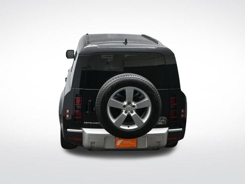 Used 2024 Land Rover Defender 130 S image 61