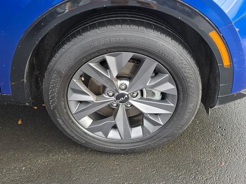 Used 2023 Kia Sportage SX image 9