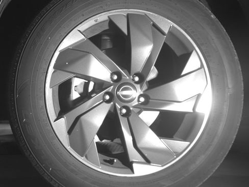 Used 2025 Nissan Rogue SV FWD image 12