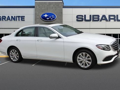 Used 2017 Mercedes-Benz E 300 4MATIC image 13