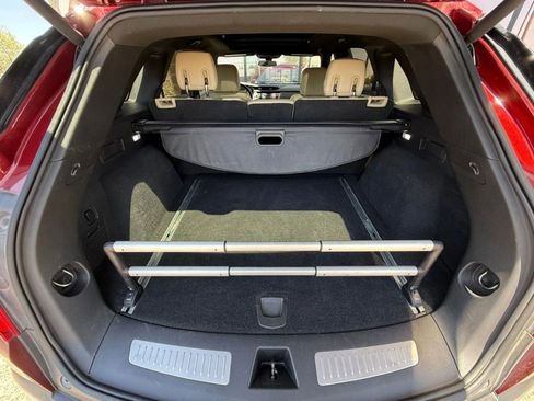 Used 2017 Cadillac XT5 Luxury image 13