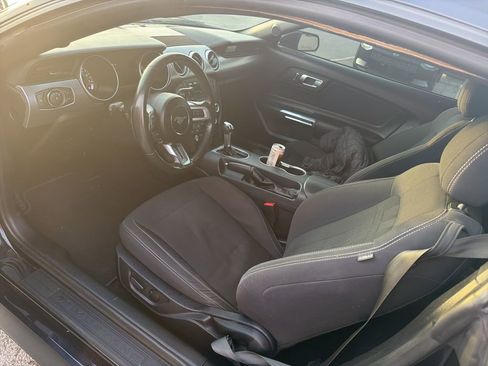 Used 2021 Ford Mustang GT RWD image 10