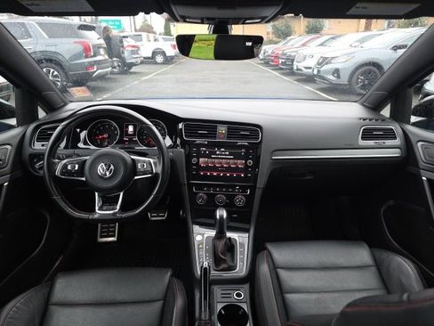 Used 2021 Volkswagen GTI SE image 30