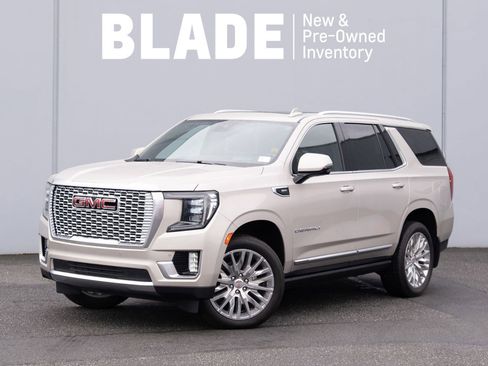 Used 2023 GMC Yukon Denali AWD/4WD image 1