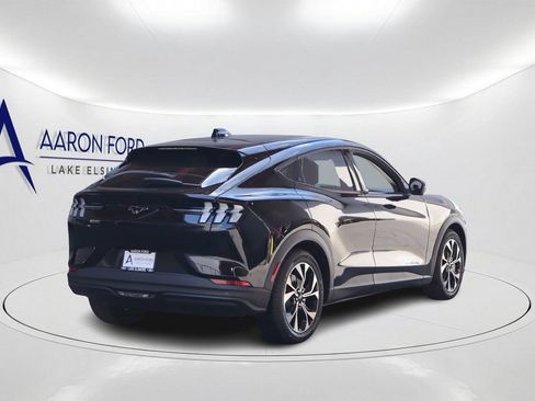Used 2025 Ford Mustang Mach-E Select RWD image 4