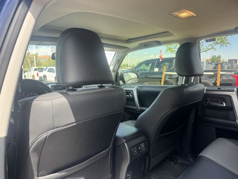 Used 2019 Toyota 4Runner SR5 Premium AWD/4WD image 19