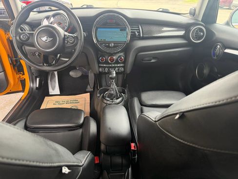 Used 2015 MINI Cooper S image 10