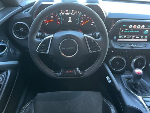 Used 2018 Chevrolet Camaro SS image 25