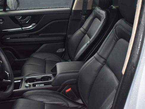 New 2026 Lincoln Corsair Grand Touring image 10