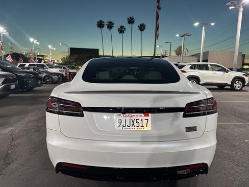 Used 2023 Tesla Model S Plaid image 6