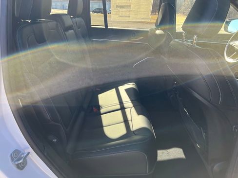 New 2026 Jeep Grand Cherokee Limited image 17