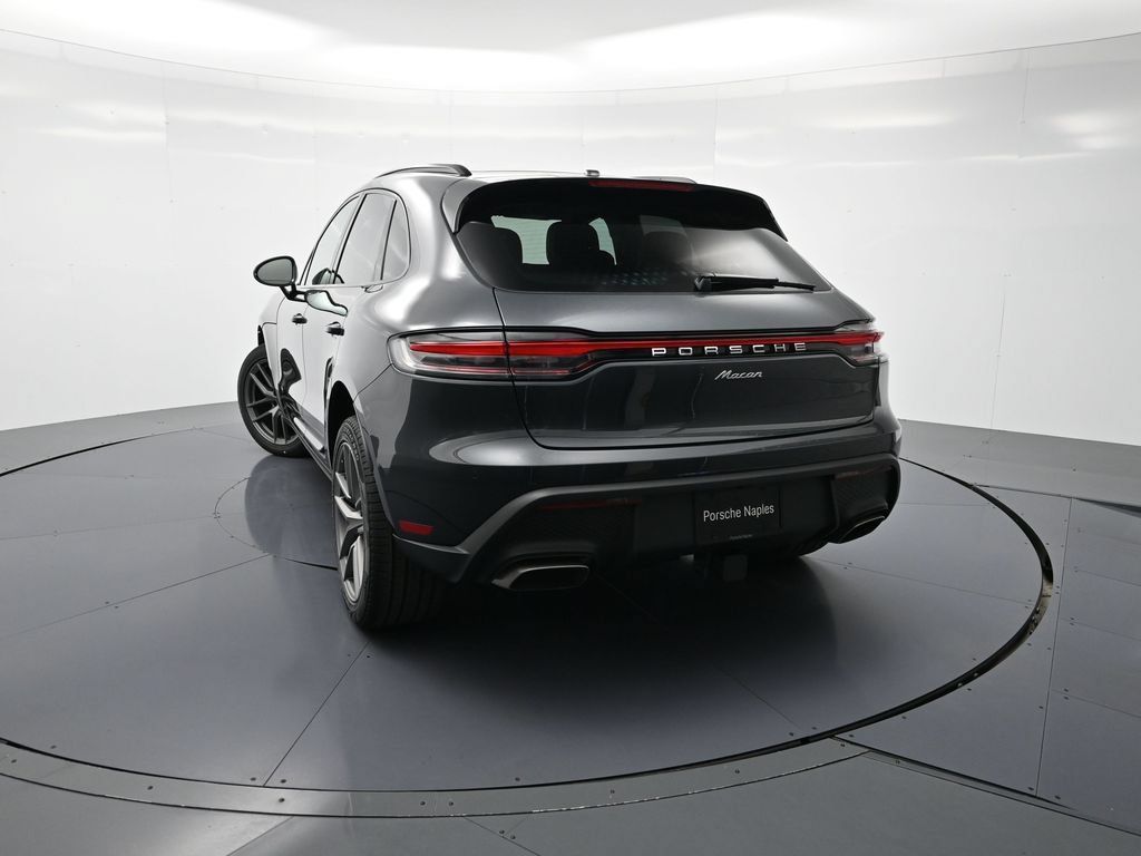 Certified 2026 Porsche Macan AWD/4WD image 27