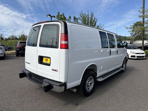 Certified 2025 GMC Savana 2500 w/ Driver Convenience Package RWD image 7