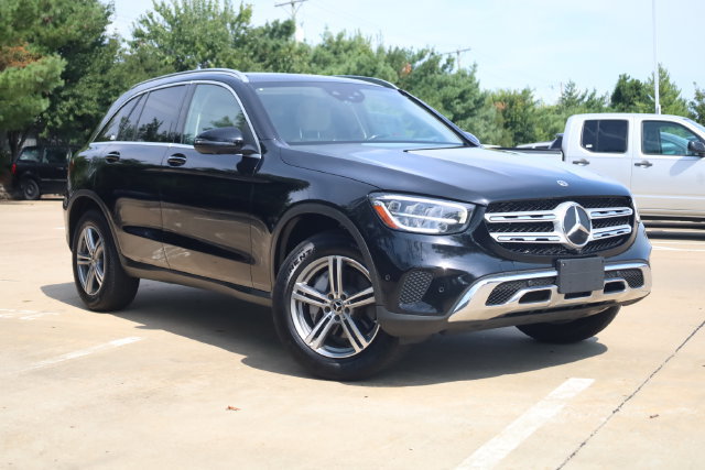 Used 2021 Mercedes-Benz GLC 300 4MATIC w/ Multimedia Package image 3