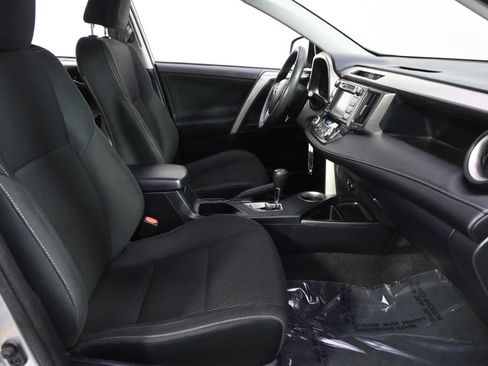 Used 2014 Toyota RAV4 XLE AWD/4WD image 16