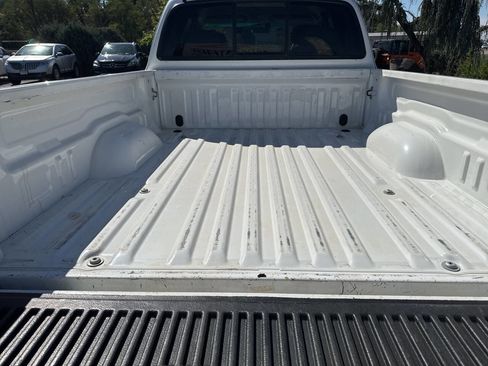 Used 2000 Toyota Tundra SR5 image 14
