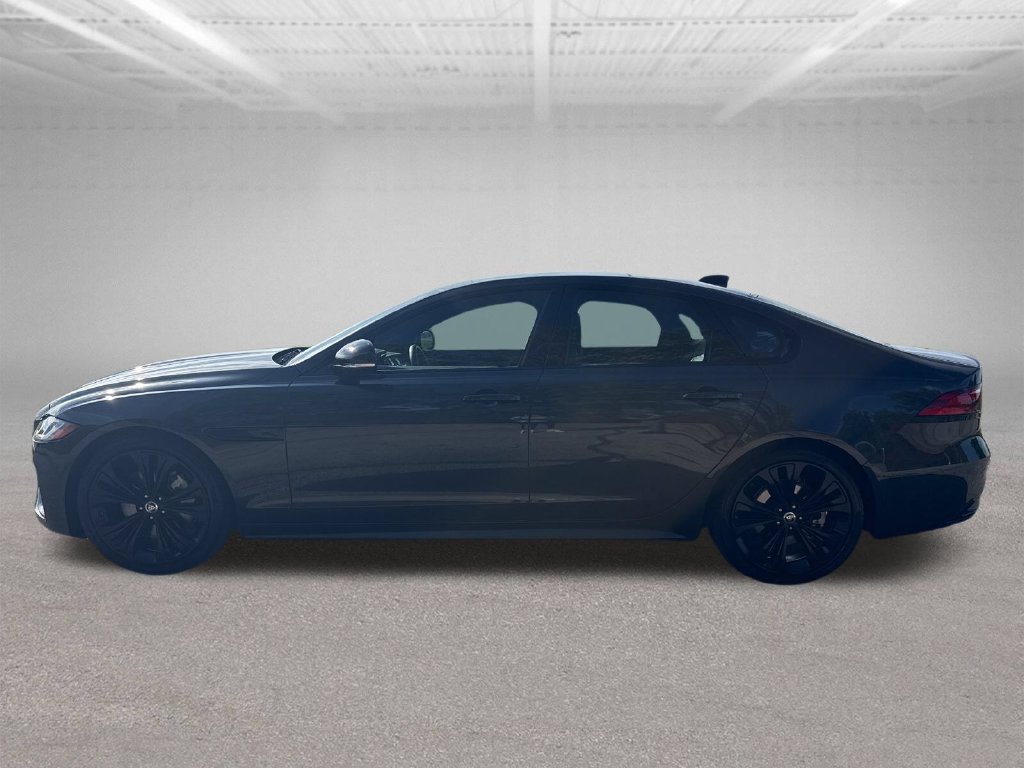 Used 2024 Jaguar XF R-Dynamic SE AWD/4WD image 2