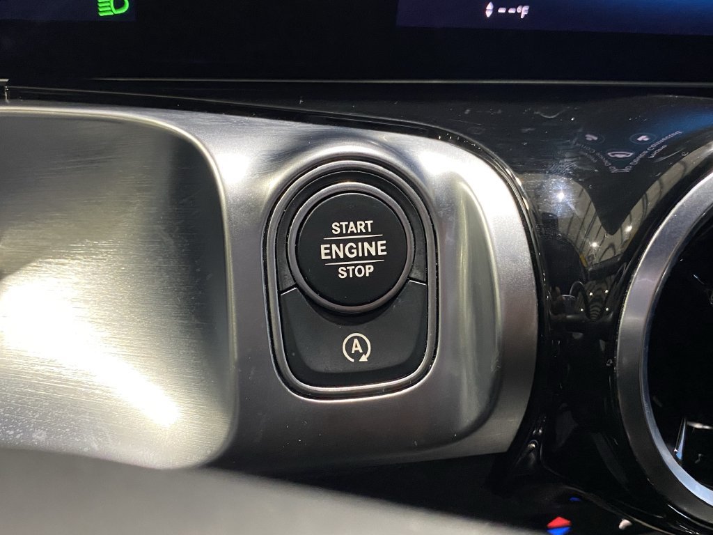 Certified 2021 Mercedes-Benz GLB 250 4MATIC image 13