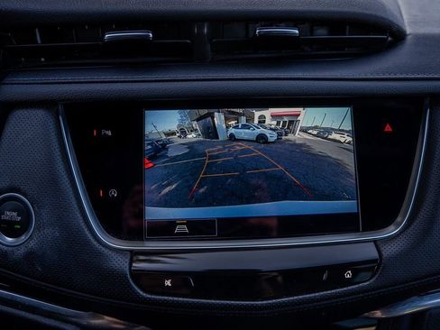 Used 2024 Cadillac XT5 Premium Luxury image 11