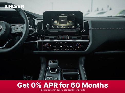 New 2025 Nissan Pathfinder SV w/ Black Appearance Package image 18