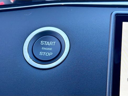 New 2026 Land Rover Range Rover Evoque S image 35