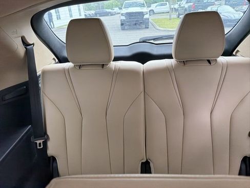 Used 2022 Acura MDX SH-AWD image 8