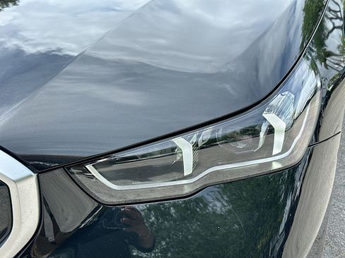 Certified 2024 BMW 530i image 32