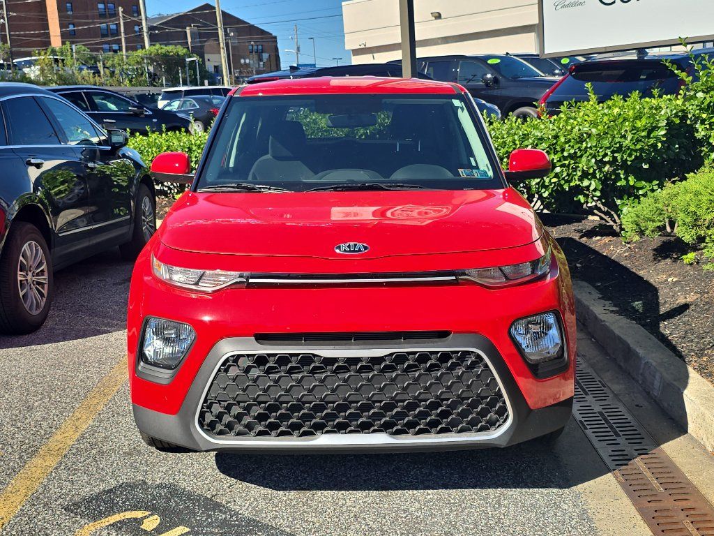 Certified 2021 Kia Soul LX FWD image 3