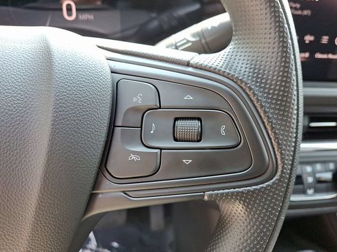 Used 2024 Buick Envista Preferred w/ Convenience II Package FWD image 21