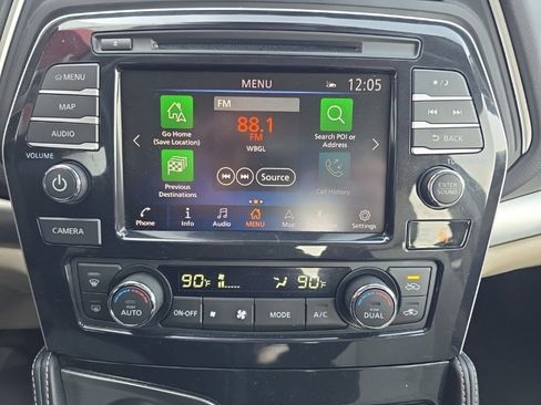 Used 2023 Nissan Maxima SV w/ Floor Mat Group image 23