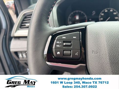 Used 2025 Honda Odyssey Sport-L image 12