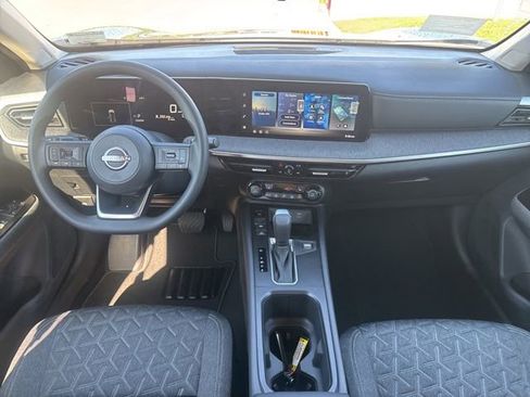 New 2026 Nissan Kicks SV FWD image 10