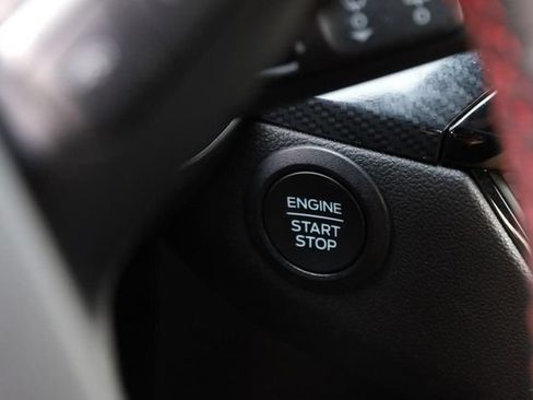 Used 2024 Ford Escape ST-Line w/ Cold Weather Package FWD image 15
