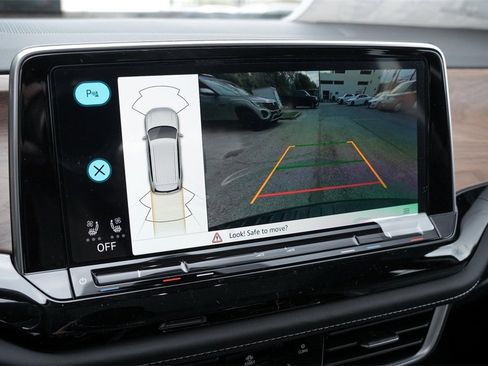 New 2026 Volkswagen Atlas SE image 13