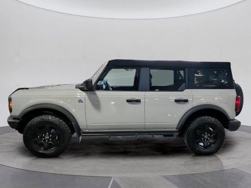 Certified 2022 Ford Bronco Black Diamond image 2