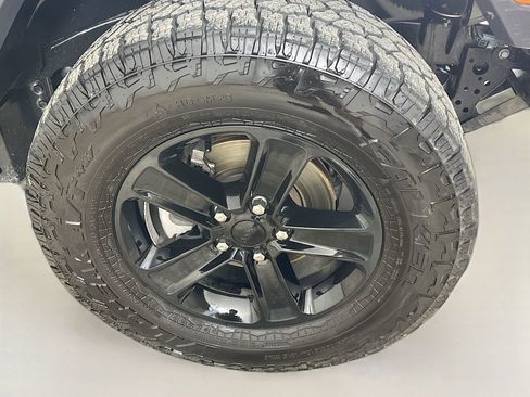 Used 2023 Jeep Wrangler Unlimited Sport AWD/4WD image 11