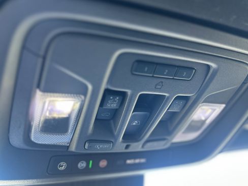 Used 2023 GMC Sierra 1500 Denali AWD/4WD image 26