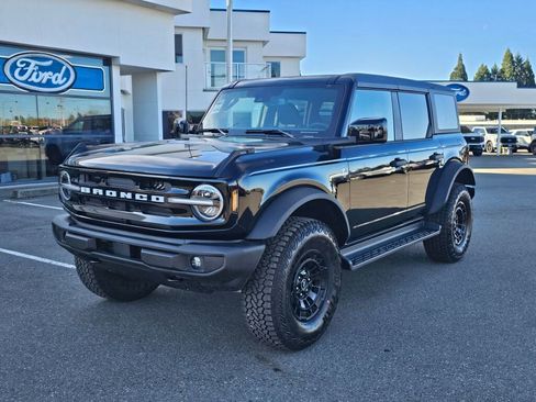 New 2026 Ford Bronco Outer Banks AWD/4WD image 2