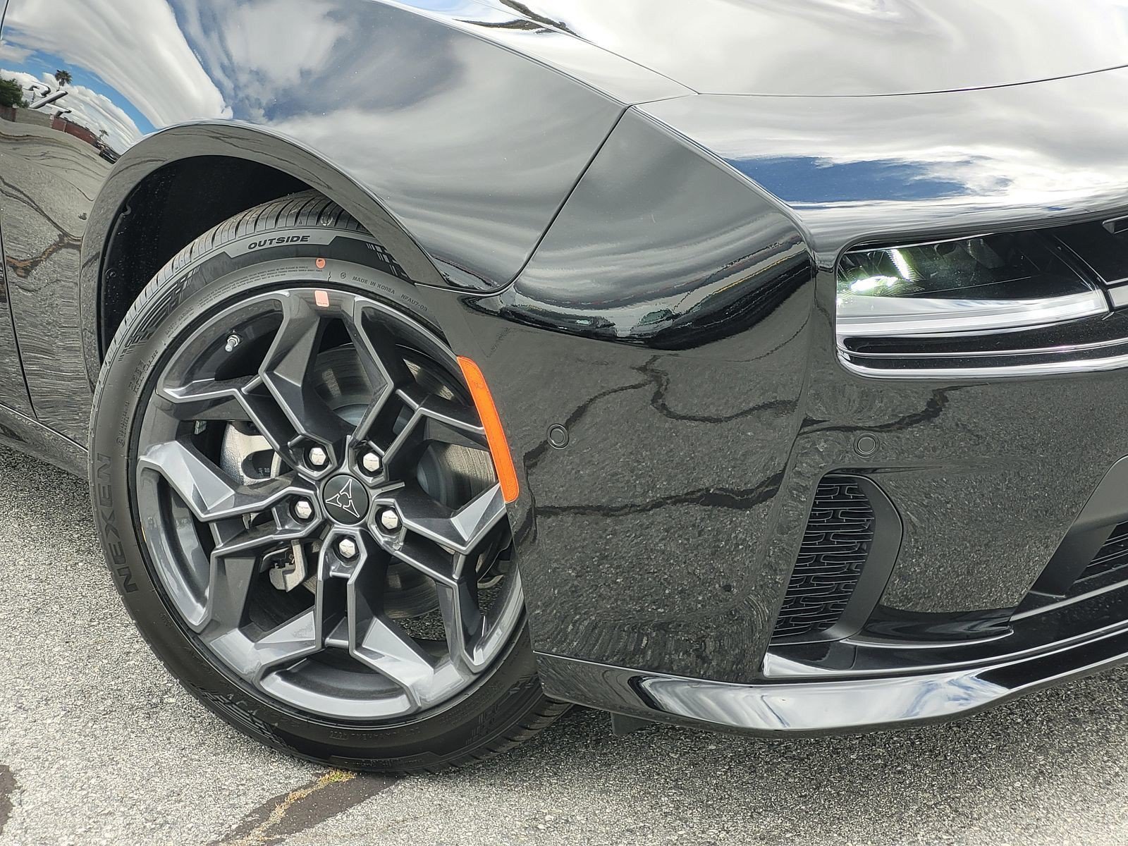 New 2026 Dodge Charger R/T w/ Driver Convenience Group AWD/4WD image 7