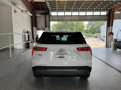 New 2026 Chevrolet Equinox LT FWD image 7