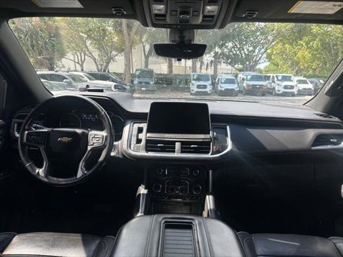 Used 2021 Chevrolet Suburban Premier w/ Premium Package AWD/4WD image 26