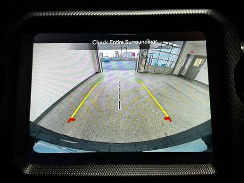 Used 2022 Jeep Wrangler Unlimited Sahara image 16