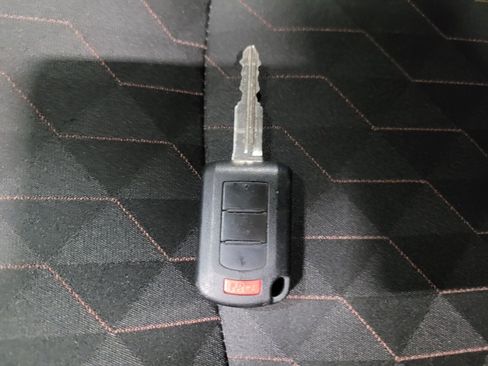 Used 2024 Mitsubishi Mirage ES FWD image 32
